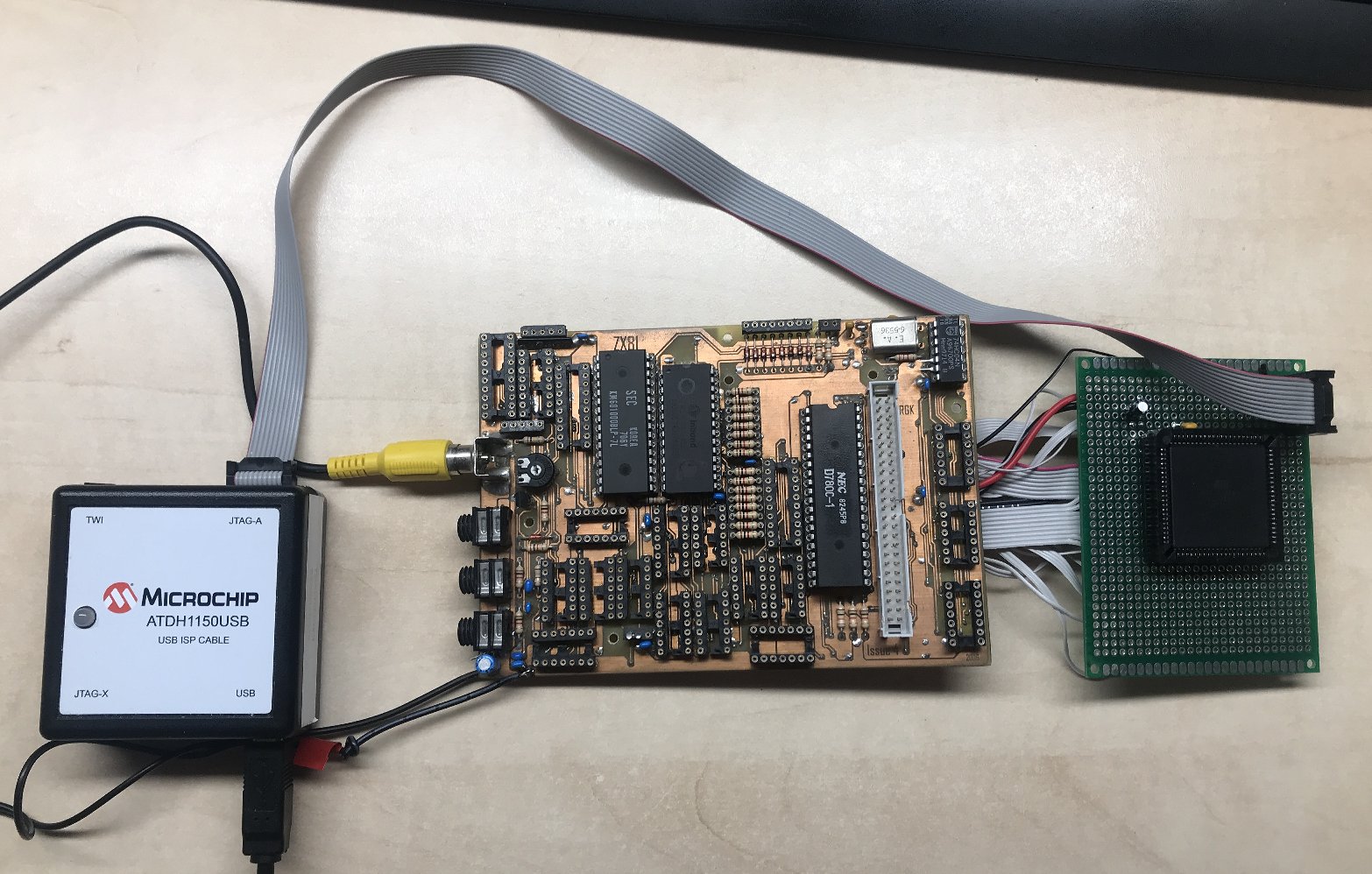 Img_5525s First hand wired test system running on a CPLD chip